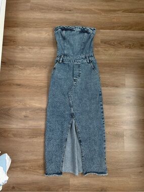Bailey Rose Acid Wash Denim Dress